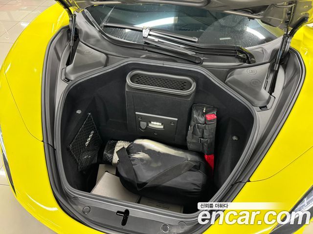 Mclaren 720S 2020 — photo 5