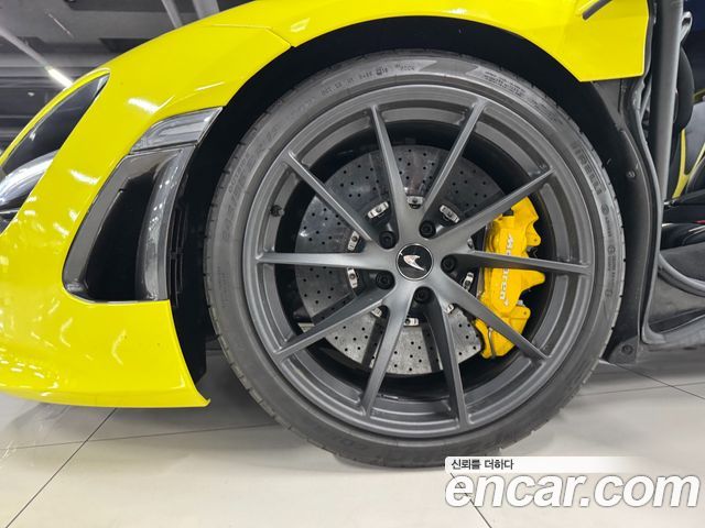 Mclaren 720S 2020 — photo 6