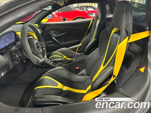 Mclaren 720S 2020 — photo 9