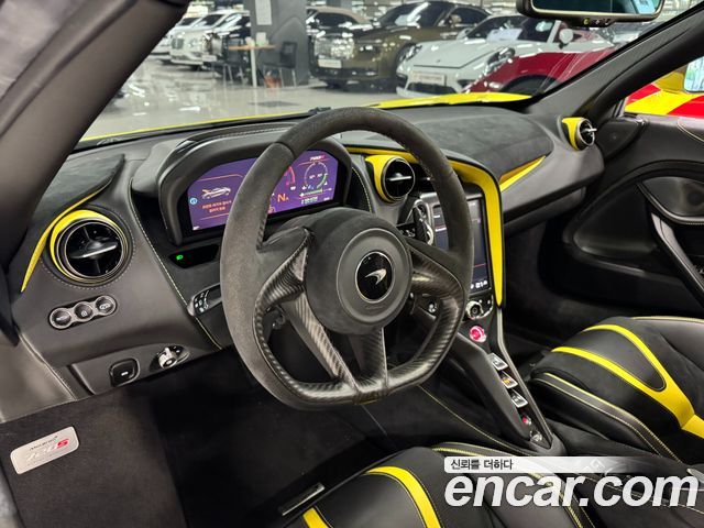 Mclaren 720S 2020 — photo 10