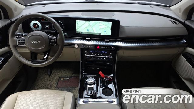 Kia Canival 2023 — photo 10
