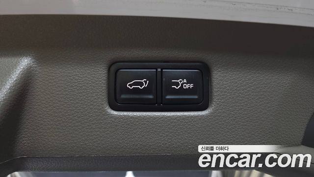 Kia Canival 2023 — photo 29