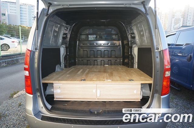 Hyundai Starex 2021 — photo 3