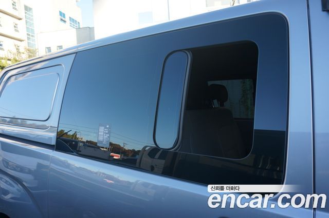 Hyundai Starex 2021 — photo 4