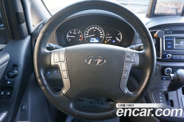 Hyundai Starex 2021 — photo 6
