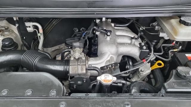 Hyundai Starex 2010 — photo 6