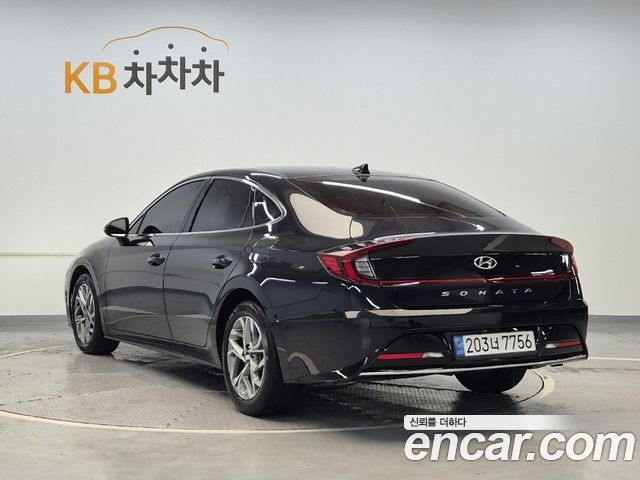 Hyundai Sonata 2023 — photo 2