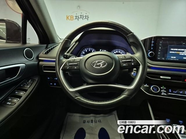 Hyundai Sonata 2023 — photo 9