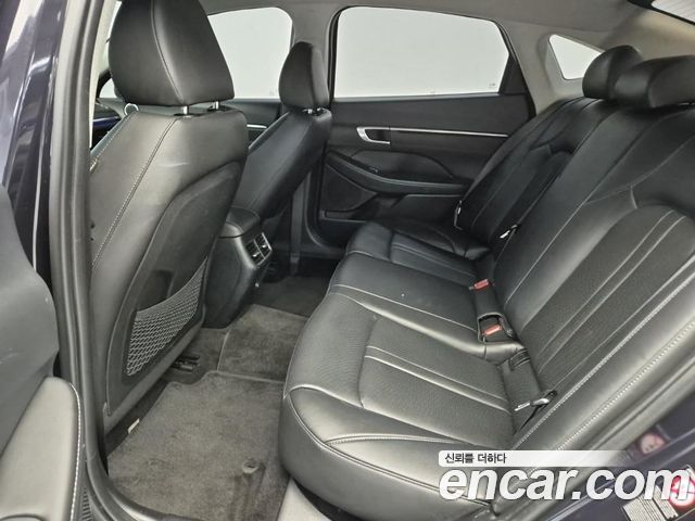 Hyundai Sonata 2023 — photo 12