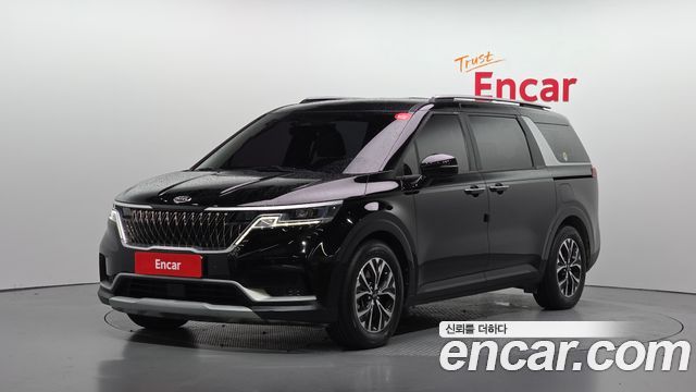 Kia Canival 2021 — photo 1