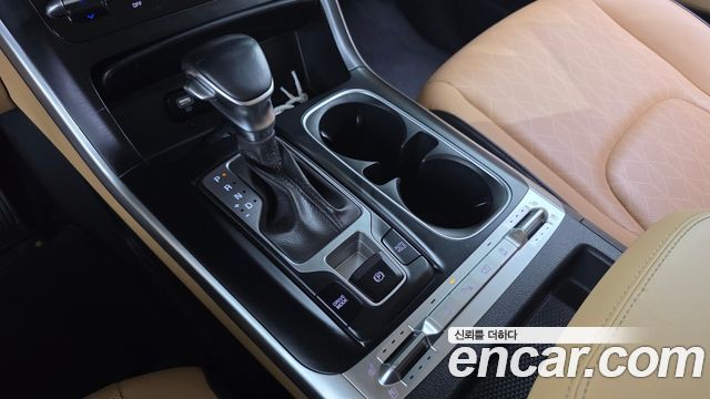 Kia Canival 2021 — photo 12