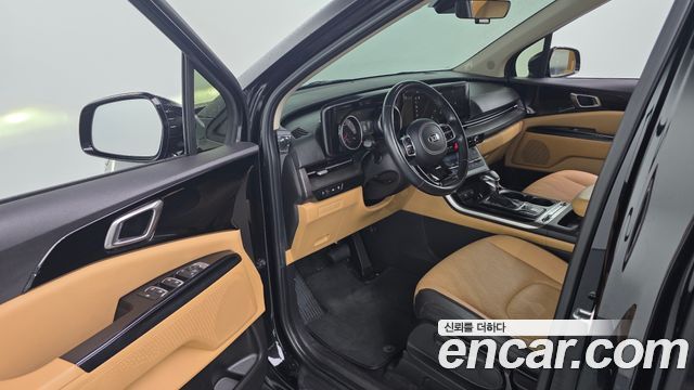 Kia Canival 2021 — photo 13