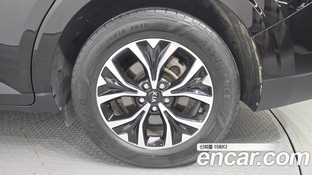 Kia Canival 2021 — photo 7