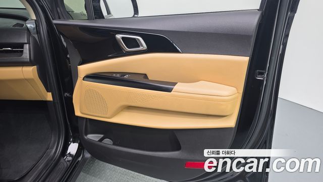Kia Canival 2021 — photo 15