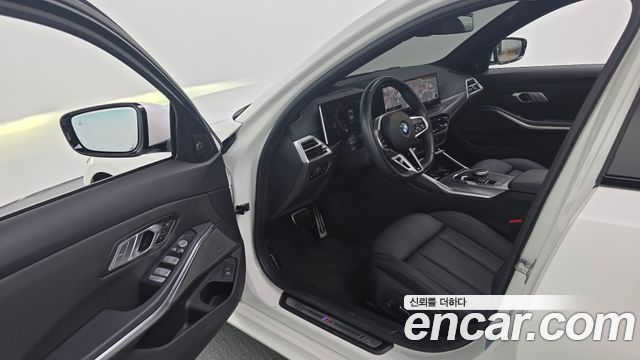 BMW 3-Series 2025 — photo 13