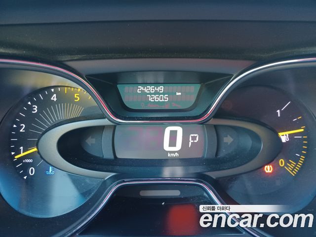 Renault Korea QM3 2014 — photo 15