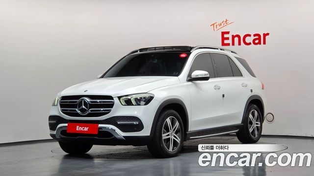 Mercedes-Benz GLE-Class 2020 — photo 1