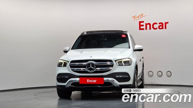 Mercedes-Benz GLE-Class 2020 — photo 3