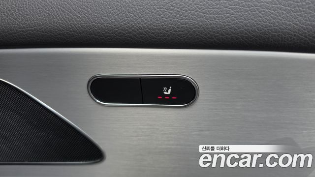 Mercedes-Benz GLE-Class 2020 — photo 19