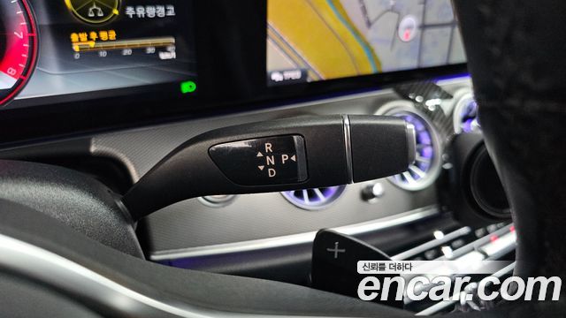 Mercedes-Benz E-Class 2019 — photo 12