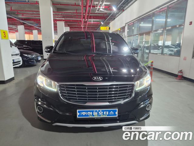Kia Canival 2018 — photo 3