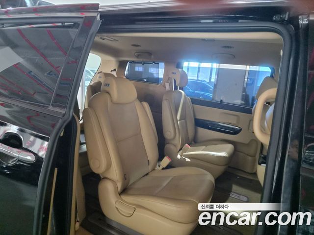 Kia Canival 2018 — photo 13