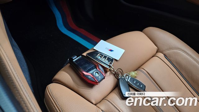 BMW 5-Series 2022 — photo 22