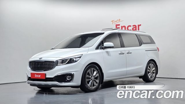 Kia Canival 2016 — photo 1