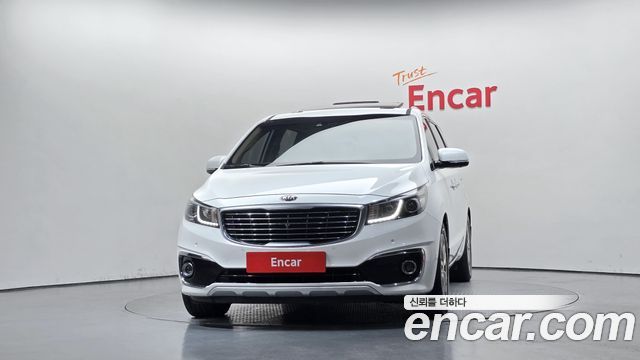 Kia Canival 2016 — photo 3