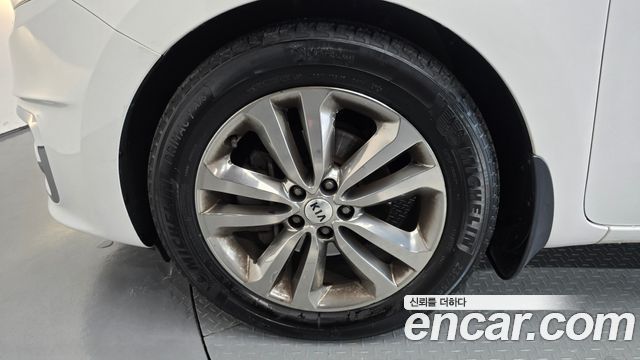 Kia Canival 2016 — photo 5
