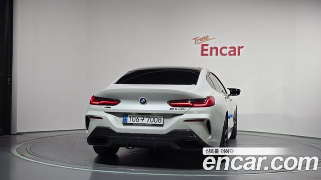 BMW 8-Series 2021 — photo 4