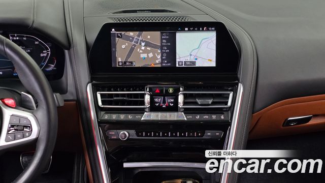 BMW 8-Series 2021 — photo 18