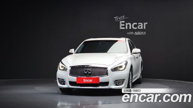 Infiniti Q70 2017 — photo 3
