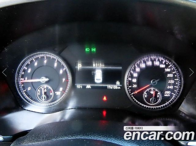 Hyundai Santafe 2021 — photo 9