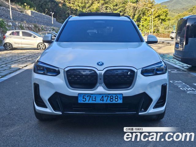 BMW iX3 2023 — photo 1