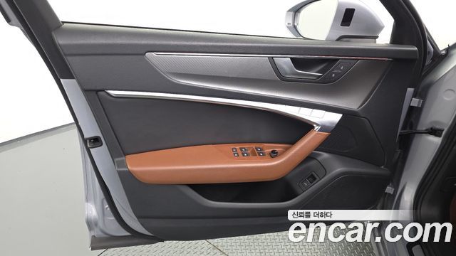 Audi A6 2020 — photo 14