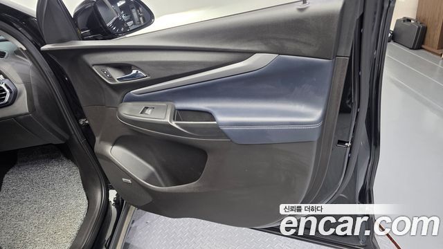Chevrolet Korea 볼트 EUV 2022 — photo 14