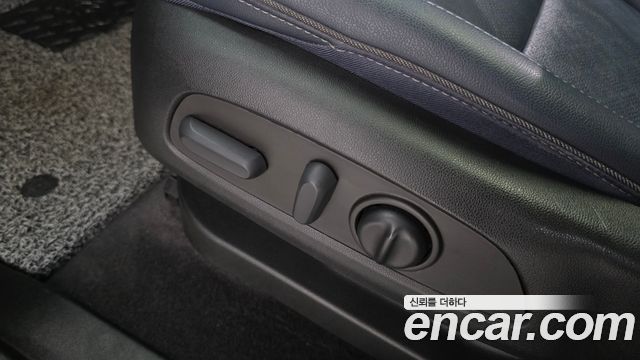 Chevrolet Korea 볼트 EUV 2022 — photo 31