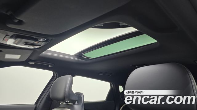 Kia EV6 2022 — photo 17