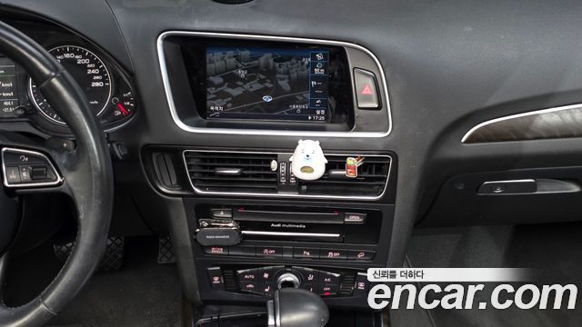 Audi Q5 2016 — photo 14