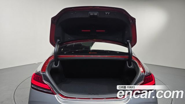 Genesis G70 2019 — photo 23