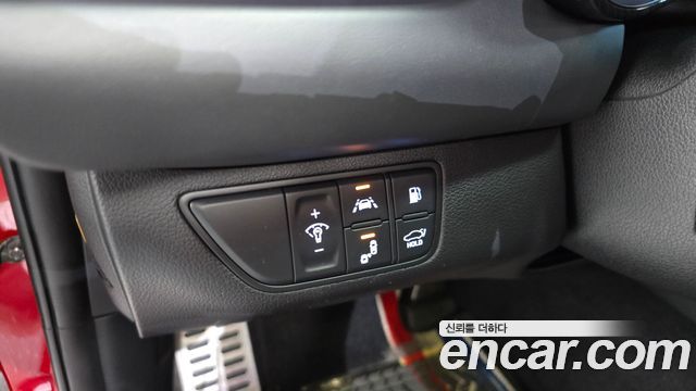 Genesis G70 2019 — photo 26