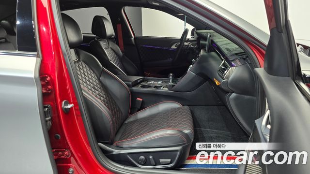 Genesis G70 2019 — photo 16