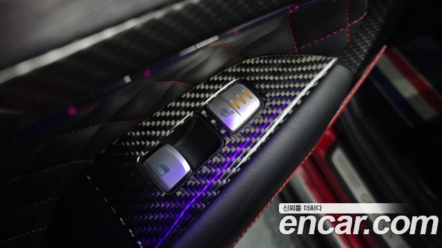 Genesis G70 2019 — photo 29