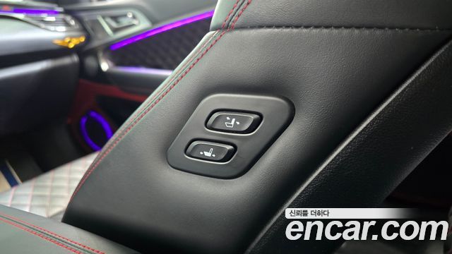 Genesis G70 2019 — photo 35