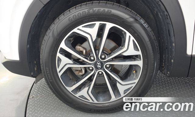 Hyundai Santafe 2019 — photo 5