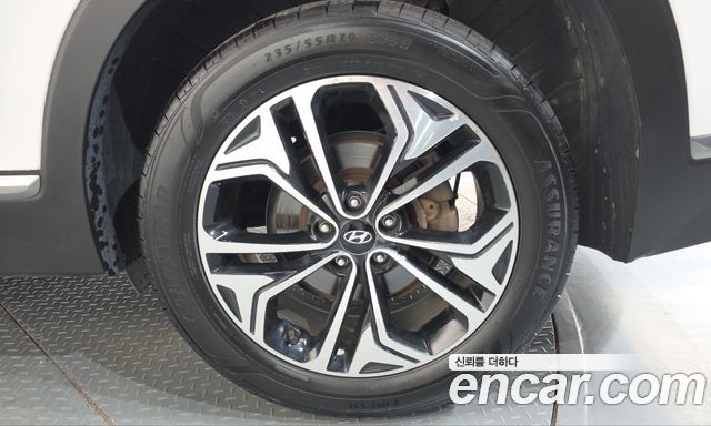Hyundai Santafe 2019 — photo 7