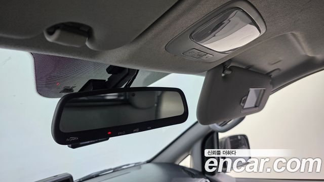 Hyundai Starex 2016 — photo 15