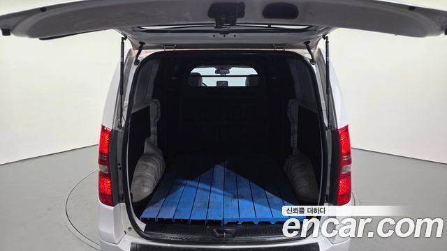 Hyundai Starex 2016 — photo 20