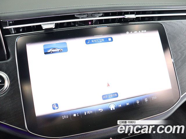 Mercedes-Benz E-Class 2024 — photo 9